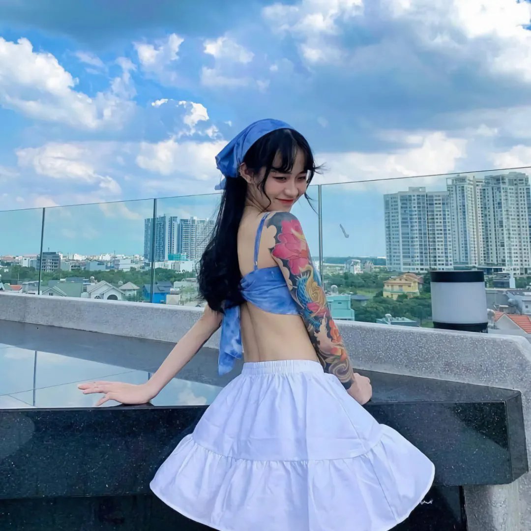 金边白楼青春梦